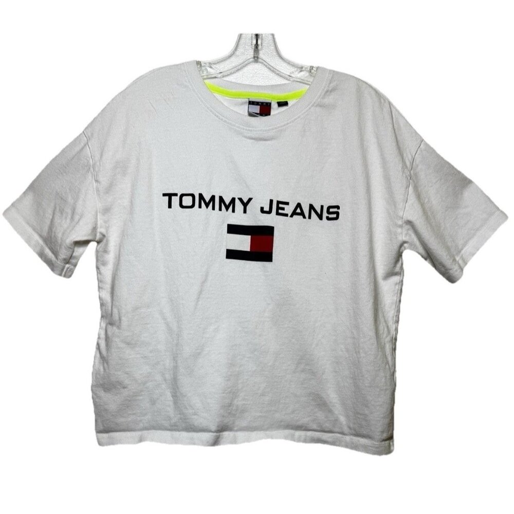 Vintage Tommy‎ Jeans T-Shirt White Spell Out Flag Size Medium Y2K Hip Hop Logo